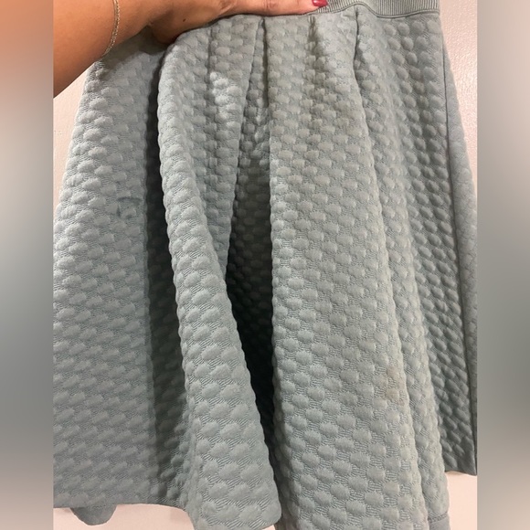 🛍️H&M LIMITED EDITION SKIRT - Picture 5 of 6